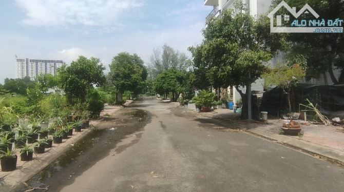 Chủ cần bán nhanh 3 nền đất thuộc KDC Mẫu giáo TW 3, phường Phú Hữu, quận 9 - 3