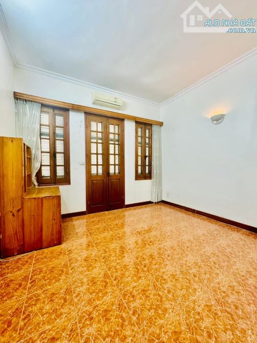 MẶT NGÕ KINH DOANH PHỐ VIP HOÀNG CẦU 15.9 TỶ 46m2 5T MT 4,2m LÔ GÓC, VỈA HÈ, Ô TÔ TRÁNH ĐỖ - 2