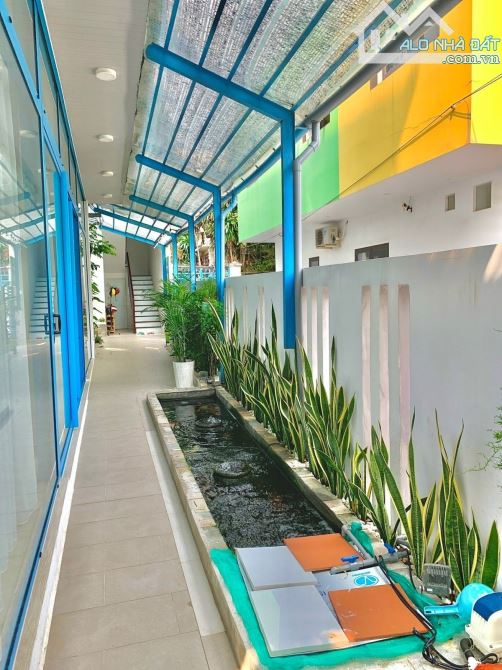 Bán Villa Lô Góc đường Chế Lan Viên. Dòng Tiền 80Tr/Tháng. - 2