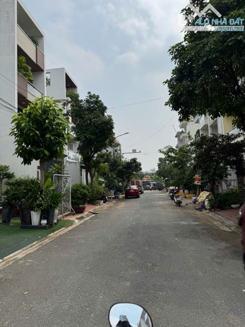 Bán nhà Mặt Tiền kinh doanh khu cư xá Chu Văn An p.26 Bình Thạnh, 4x18m, 4 Tầng - 2