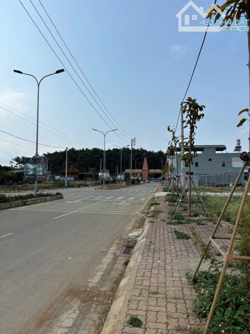 Cần bán lô đất full thổ cư tại Mộc Châu giá rẻ phù hợp làm kinh doanh du lịch. Vị trí đẹp - 2