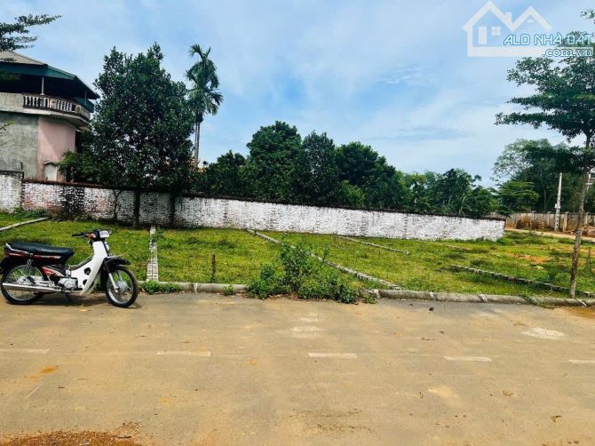 Gấp gấp chủ cắt lỗ 86m Full thổ cư đường rộng 6m cách khu công nghệ cao hoà lạc chỉ 600m - 2