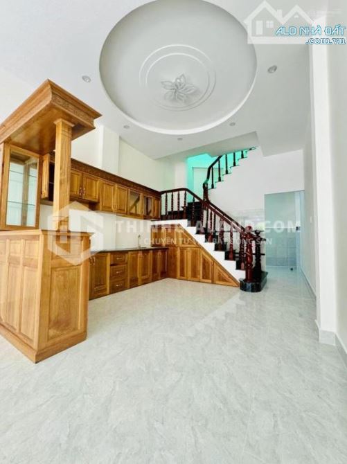 Bán nhà mặt tiền Phan Chu Trinh, Vũng Tàu - Nhà 1 trệt 1 lầu, mới sửa sang, giá 8.5 tỷ - 2
