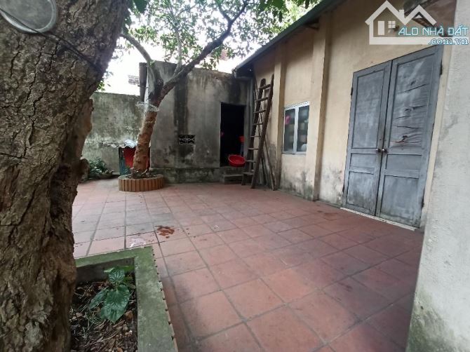 BÁN ĐẤT TẶNG NHÀ NGỌC LÂM 85m2–MT 6,5M—chỉ 8,9 Tỷ TL - 2