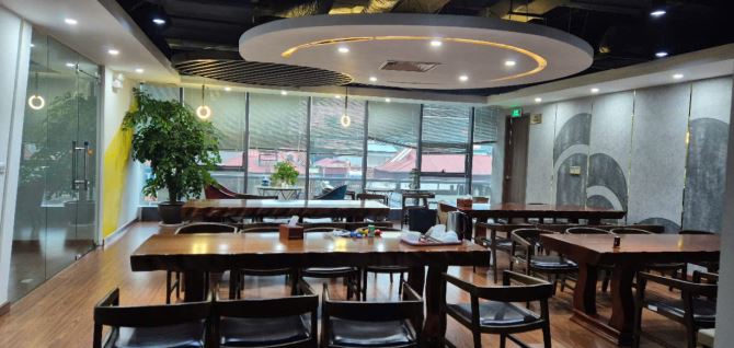 cho thuê 1300m2 văn phòng hạng A giá rẻ quận Cầu Giấy, có cắt - 2
