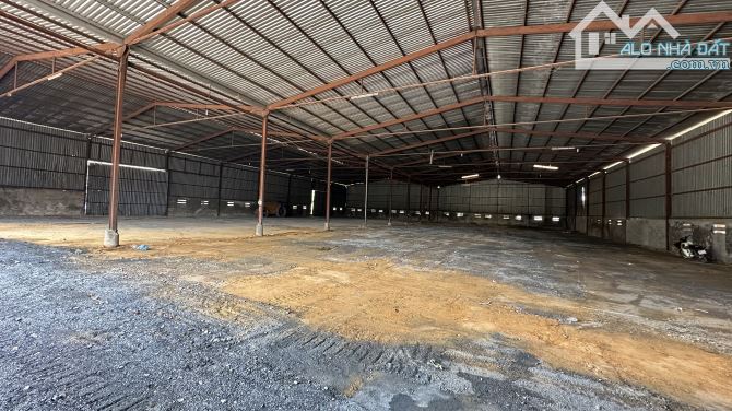 Xưởng Dĩ An 5000m/170tr Cho Thuê lẻ Dĩ An Đường Cont - 2