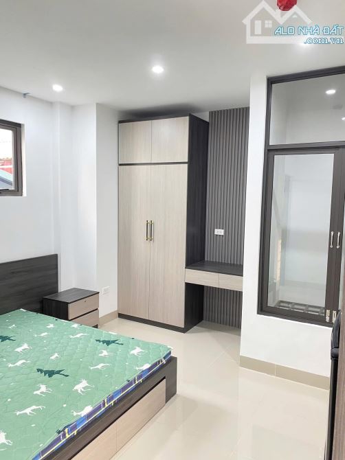 Trứng vàng 4 số 9999 -34 phòng khép Kín - CCMN -Dòng Tiền Đỉnh DT:105m x 8 tầng Thang Máy - 2
