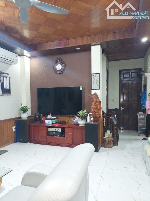 BÁN NHÀ MẶT PHỐ HAI BÀ TRƯNG QUẬN HOÀN KIẾM 90M² 5 TẦNG MẶT TIỀN 4.8M GIÁ 170 TỶ