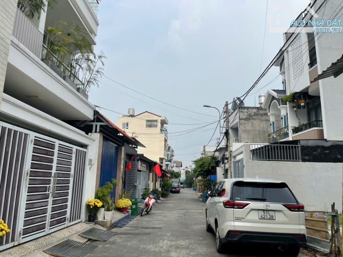 Bán Lô Đất 100m2 Đường 198 Dương Đình Hội, Phước Long B - 2