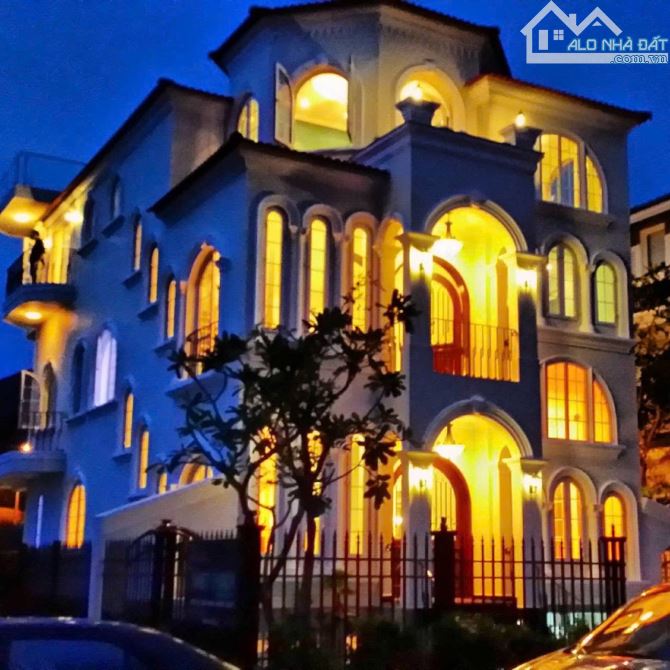 Bán căn biệt thự view sát biển khu đô thị An Viên rất đẹp và kiên cố của anh kiến trúc sư - 2