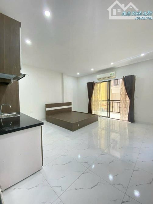 Bán Nhà Dòng Tiền 7 Tầng Thang Máy Ô Tô Phố Hoàng Mai 70m Mặt Tiền 5m Gía 16,5 Tỷ - 2