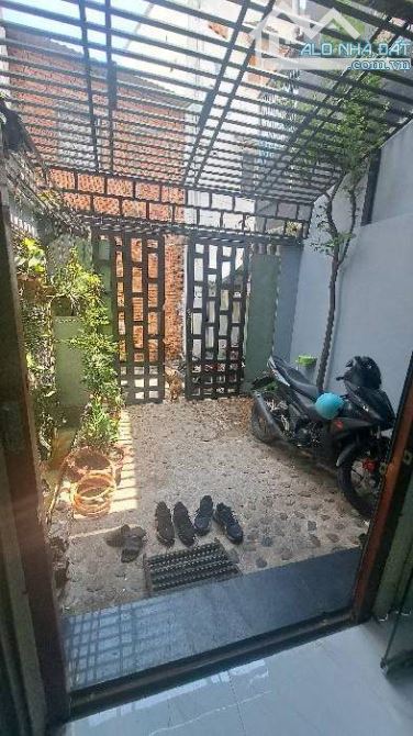 CHỦ GIẢM GẤP 300 TRIỆU GIÁ MỚI 6 TỶ 7 - 68M2 - 4 TẦNG - 4PN - DƯƠNG BÁ TRẠC - QUẬN 8. - 2