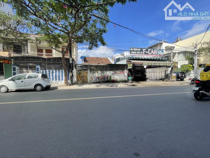 Bán lô góc 2 mặt tiền đường Dương Hiến Quyền rộng 16m cách biển 200m - 3