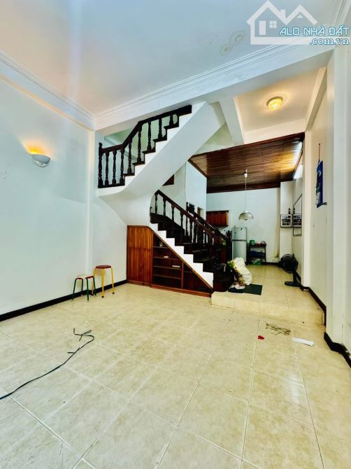 MẶT NGÕ KINH DOANH PHỐ VIP HOÀNG CẦU 15.9 TỶ 46m2 5T MT 4,2m LÔ GÓC, VỈA HÈ, Ô TÔ TRÁNH ĐỖ - 3