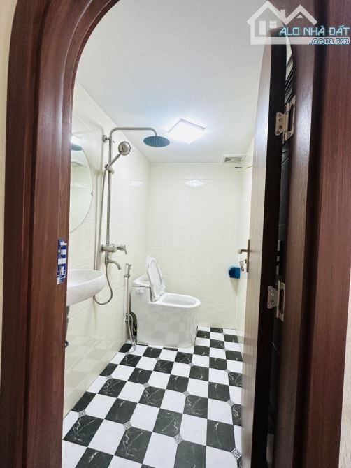 Bán nhà phân lô Kim Đồng, gần oto, 2 thoáng 50m ở sướng chỉ nhỉnh 8 tỷ - 3
