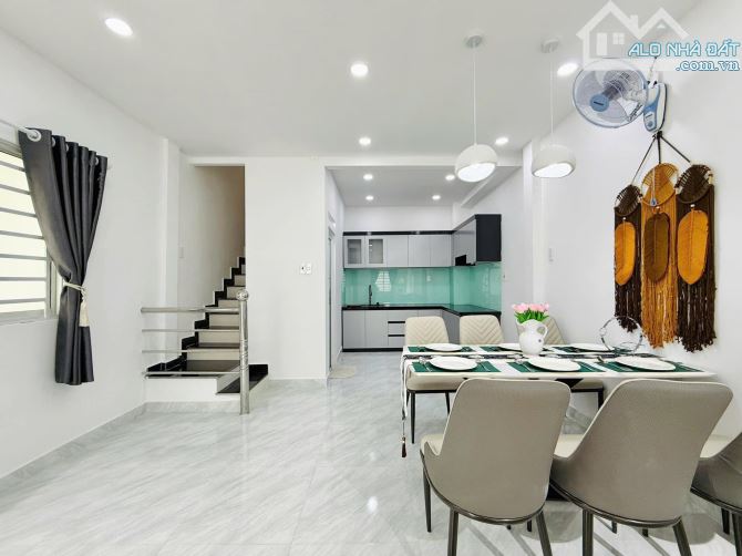 Nhà mặt tiền đường TP Thủ Đức kinh doanh đa dịch vụ - 3