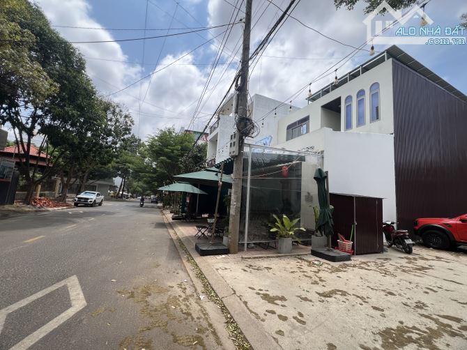 💥💥 BÁN NHÀ C4 VỊ TRÍ SÁNG – MẶT TIỀN VĂN TIẾN DŨNG 🏡 - 3
