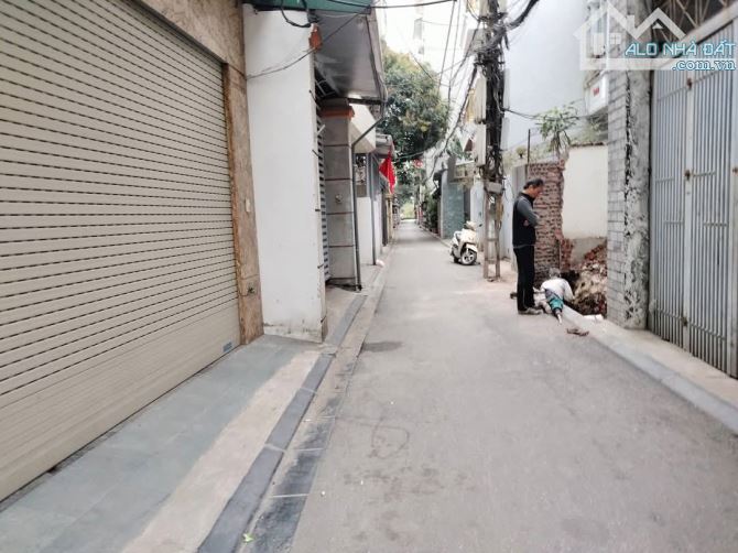 Bán Nhà Vị Trí Đẹp TT Phường Ngọc Thụy, LB DT: 51m2, 5 Tầng Thang Máy MT: 5m  GIÁ: 14.2 tỷ - 3