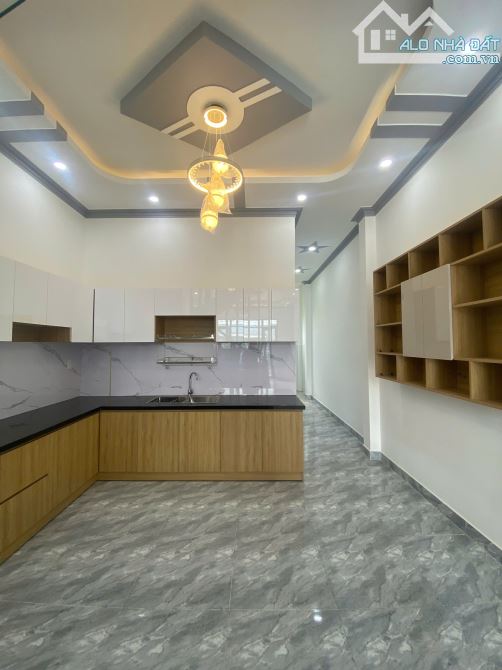 Bán Nhà xây mới, SHR, 4 x 22m, đường xe hơi, ngay Siêu Thị Coopmart - 3