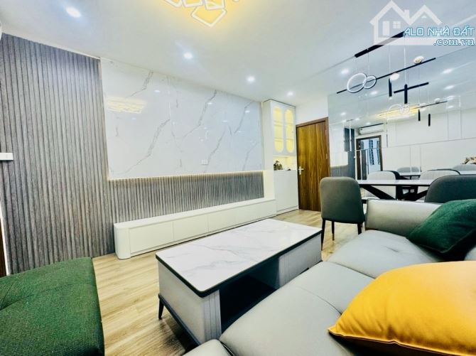 Bán Nhà Thạch Bàn 58m2-hơn 9 tỷ-Ô TÔ-THANG MÁY-DÂN XÂY-FULL NỘI THẤT-PHÁP LÝ CHUẨN - 3