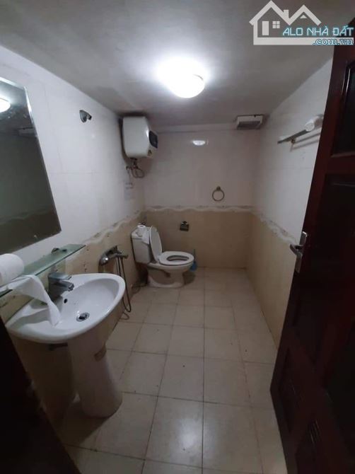 Bán BT ở Khu đô thị Văn Khê, 185m2, giá thỏa thuận, 4PN, 3WC, đẹp, nhiều tiện ích - 3