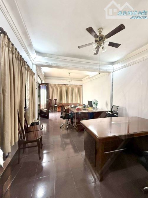 Siêu ngon nhà mặt tiền Khu Vip Tân Bình 10x17m giá rẻ ngon - 3