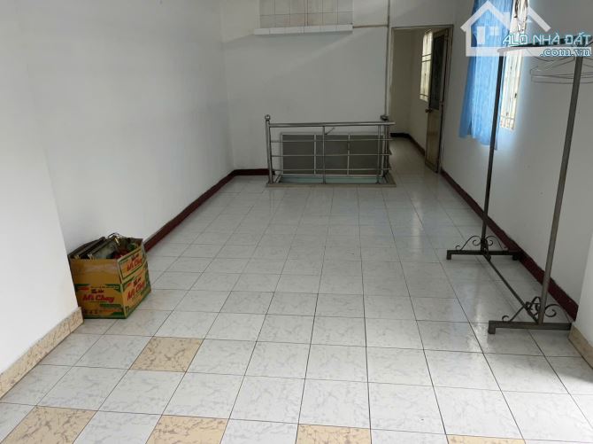 NP328 Bán nhà trung tâm Tp.Biên Hoà DTXD :60m2 -SHR hoàn công - Đường oto Vf3. - 4
