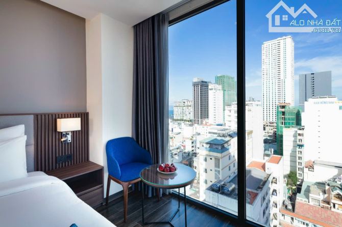 Bán khách sạn 3 sao View nhìn biển mặt tiền đường Biệt Thự - 4
