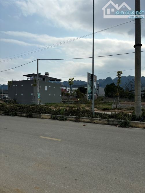 Cần bán lô đất full thổ cư tại Mộc Châu giá rẻ phù hợp làm kinh doanh du lịch. Vị trí đẹp - 4