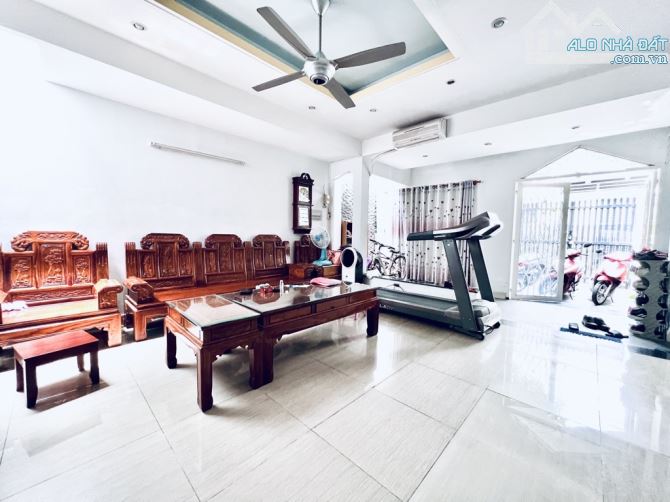 BÁN NHÀ 185M2- THỐNG NHẤT- P.11- GÒ VẤP - GIÁ 13 TỶ - 4