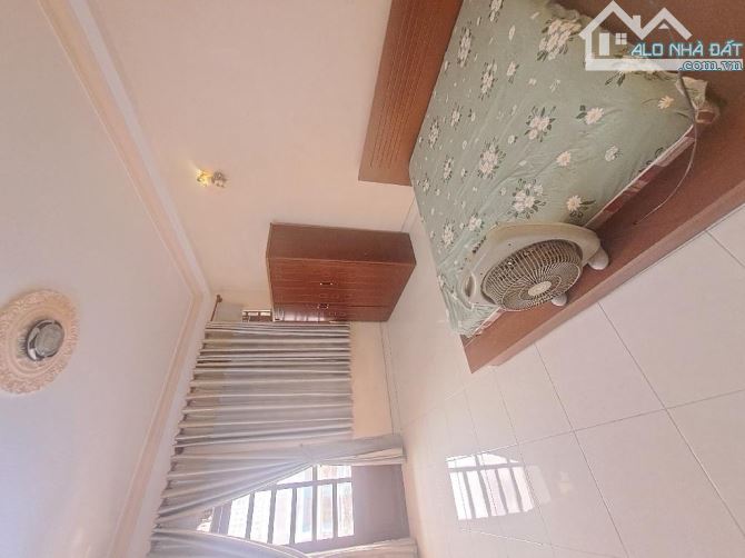 NHÀ HXH KHÚC NGUYỄN OANH VÀO, 90m2, 5 TẦNG, 8 PHÒNG ĐANG CHO THUÊ, 1 ĐỜI CHỦ, ĐƯỜNG 8m KD - 4