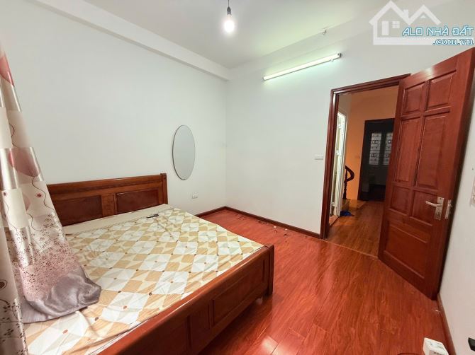 Bán nhà Vũ Hữu - Thanh Xuân - 56m2, 5T, MT 4,5m - Oto tránh, dừng đỗ - 16 tỷ 5. - 4