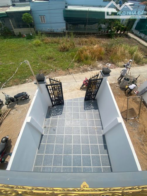 Bán Nhà xây mới, SHR, 4 x 22m, đường xe hơi, ngay Siêu Thị Coopmart - 4