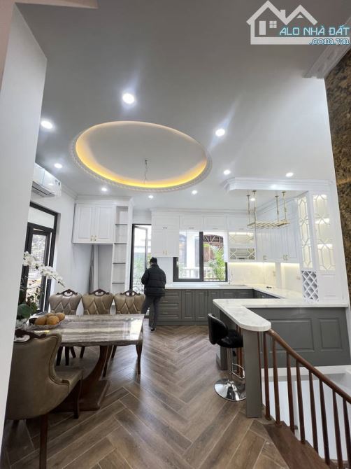 Cực Vip! căn hộ dòng tiền, thang máy vip nhất Cầu Giấy- Trần Quốc Hoàn 7T*70m2 27,5 tỷ - 5