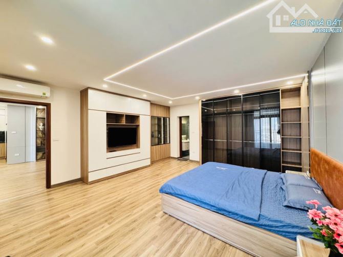 Có 102! CC siêu vip đến từ Cầu Giấy-25T1 Trung Hoà 181m2 3pn- 3WC full nội thất giá 16.2ty - 5