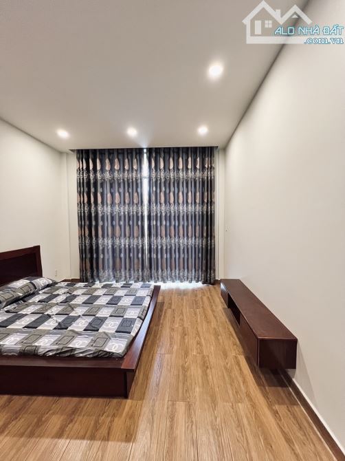 BÁN BIỆT THỰ LIÊN PHƯỜNG 10x18, 4 tầng - 5