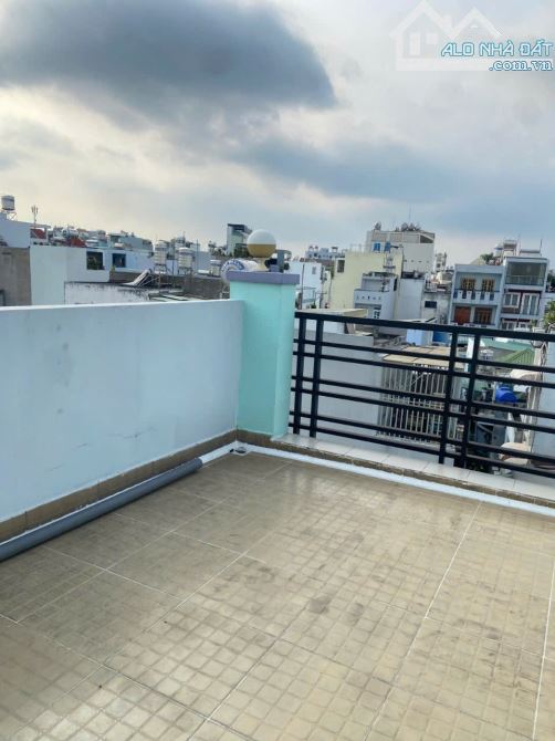 Nhà 5 tầng, chỗ đậu ô tô, gần Sacombank Tây Thạnh, 4.1 tỷ - 5