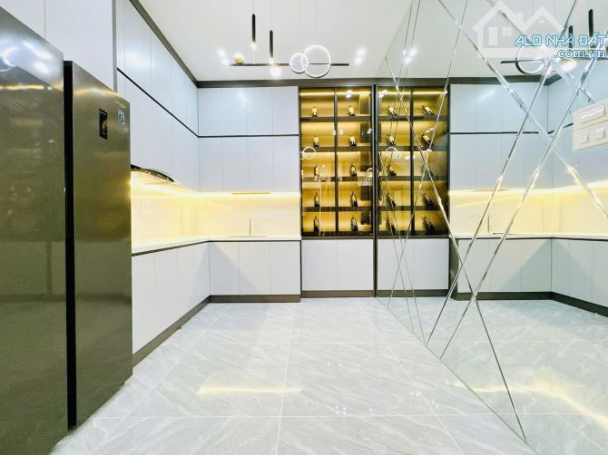 Bán nhà Phú Mỹ Lô góc ngõ rộng thênh thang 30 m ra phố .36 m2 giá 7.. Tỷ - 5