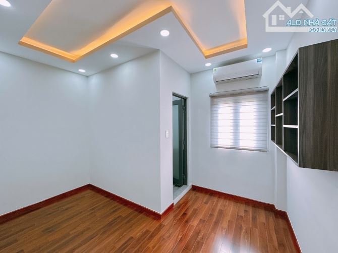 BÁN NHÀ HẺM XE HƠI ĐƯỜNG DƯƠNG CÁT LỢI THỊ TRẤN NHÀ BÈ - CÁCH PHÚ MỸ HƯNG CHỈ 3,9 PHÚT - 5