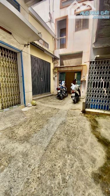Bán đất tặng nhà ở Hậu Giang Quận 6 - 2 tầng 65m2 -  GẦN CHUNG CƯ HIM LAM - 5