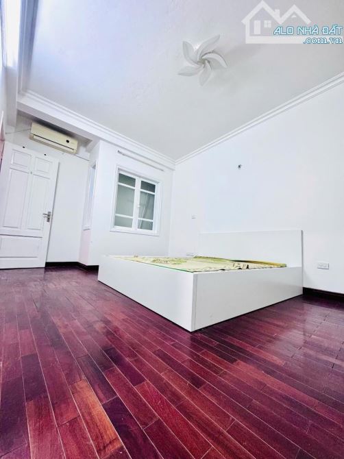 Giá Tốt! Tứ Liên, Tây Hồ - Đường Ô tô tránh - Kinh Doanh - 70M2 - 5 Tầng - 5,4M MT- Giá 18 - 5
