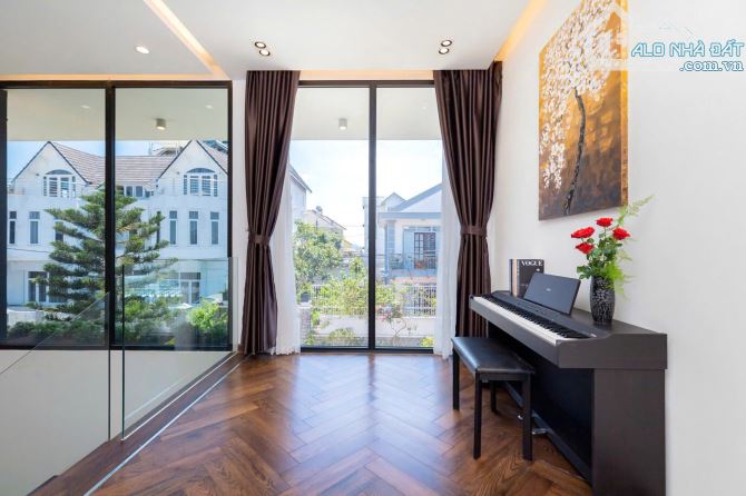 BÁN VILLA MẶT TIỀN đường Hùng Vương- P10, Đà Lạt, VIEW ĐỒI THÔNG VĨNH VIỄN GIÁ CHỈ 36,8 Ỷ - 6