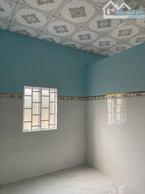 Nhà em cần bán gấp căn nhà cấp 4 ( 92m2 SHR ) ở đường Bùi Thị Lùng Hóc Môn giá 966tr - 6