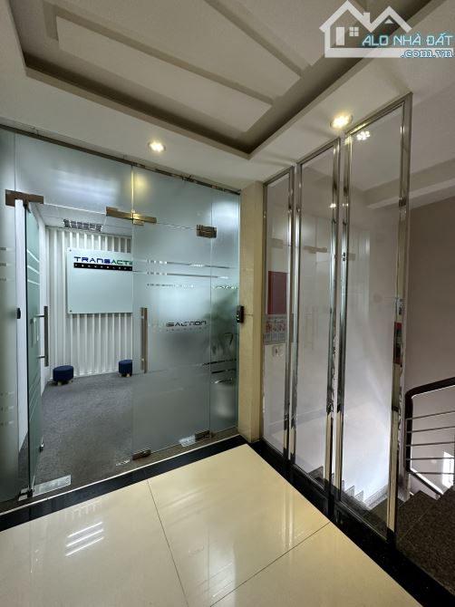Cho thuê văn phòng 75m2-110m2-150m2, Quận 1 - Đường Nguyễn Thị Minh Khai, Chỉ 11$/m2 - 6