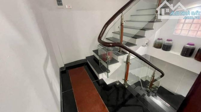 BÁN NHÀ MINH KHAI -3 BƯỚC RA Ô TÔ -GẦN CHỢ- 50M - CHỈ 7 TỶ - FULL NỘI THẤT - NỘI THẤT SỊN - 6