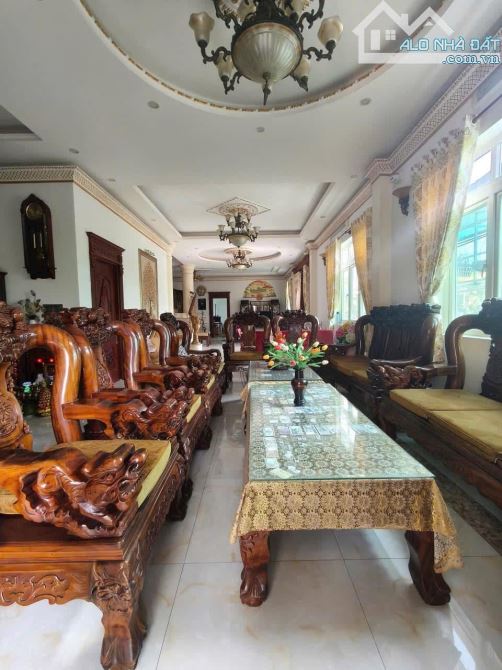 Sở hữu biệt thự siêu đẹp + kho xưởng diện tích lớn siêu hiếm tại thành phố dĩ an - 6