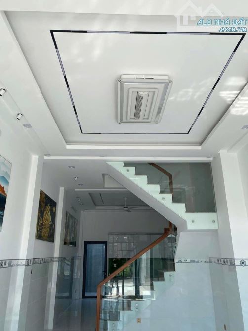 Bán nhà kiến thiết Hiệp Phú, 1T2L tum + sân thượng. 7.7 tỷ - 7