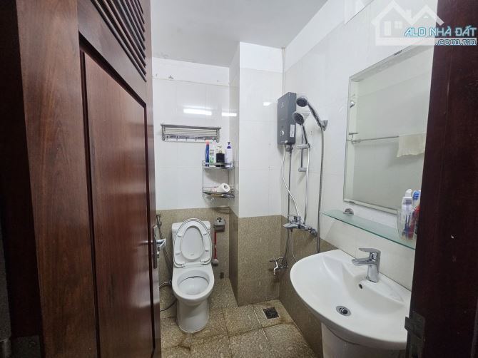Nhà 2 mê mái ngói - Mặt tiền Hải Thượng Lãn Ông - Trung tâm BMT - 9x12m - 7