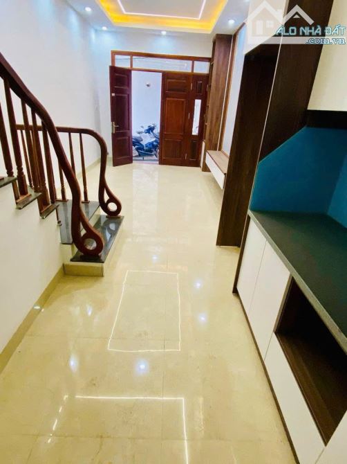 BÁN GẤP GIÁ HỜI NHÀ THANH LÃM PHÚ LƯƠNG HÀ ĐÔNG 31m 5 tầng chỉ 4,x tỷ - 7