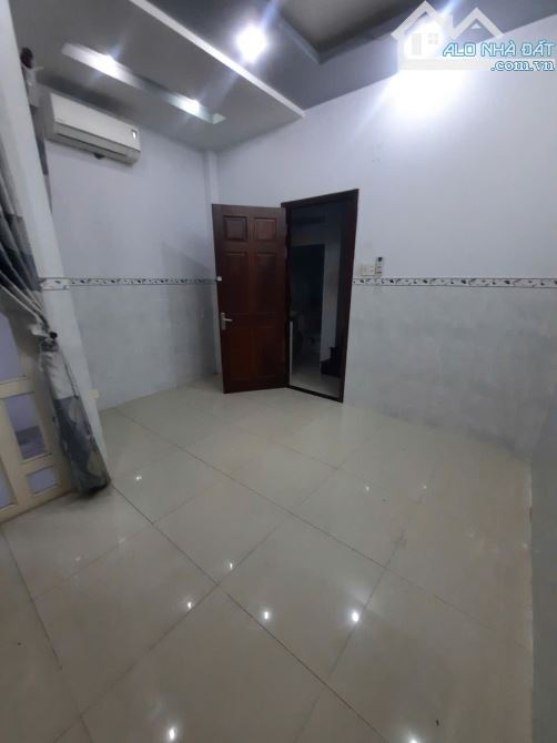 Tô Hiến Thành , (4x8m 2 Lầu ST 3pn 4wc) - 15TR - 7